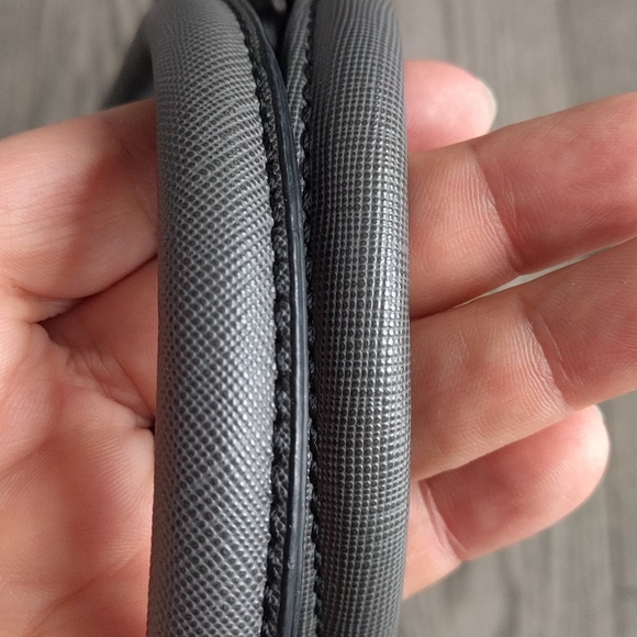 Beautiful grey bag by Joanel✴️✴️✴️✴️🌸 - Picture 9 of 12